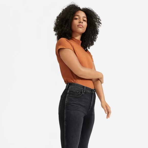 Everlane Cheeky Bootcut Jean - Picture 8 of 8